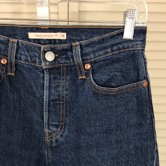 Levi’s Wedgie Straight Fit Women's Cropped Jeans Size 26 - Picture 4 of 12